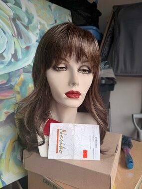 Noriko Avery Wig | Marble Brown | Long Wavy Synthetic Hair with Fringe